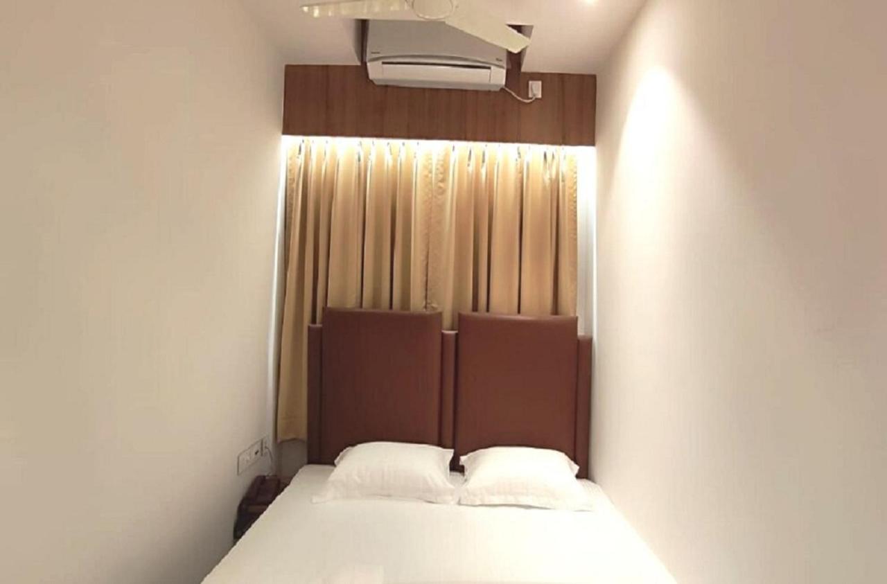 Staymaker Hotel Mohan Palace Baharampur المظهر الخارجي الصورة