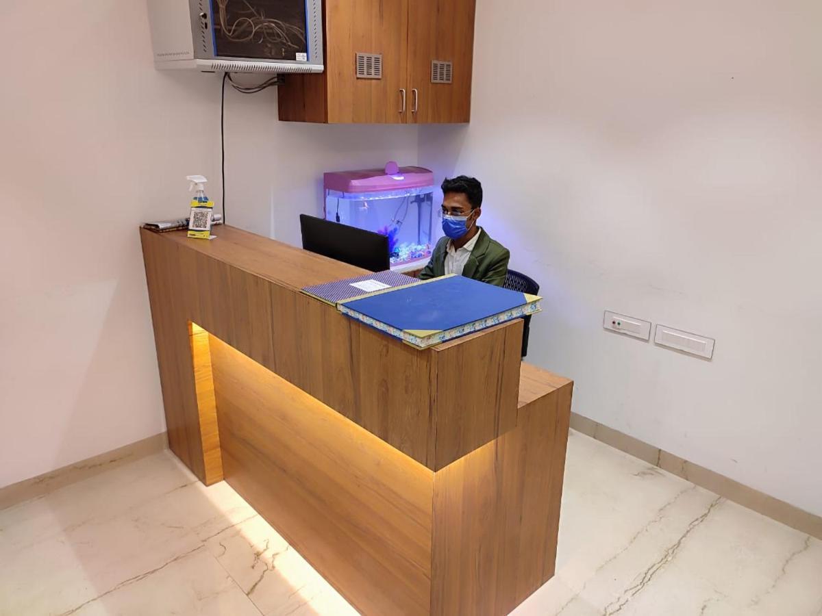 Staymaker Hotel Mohan Palace Baharampur المظهر الخارجي الصورة