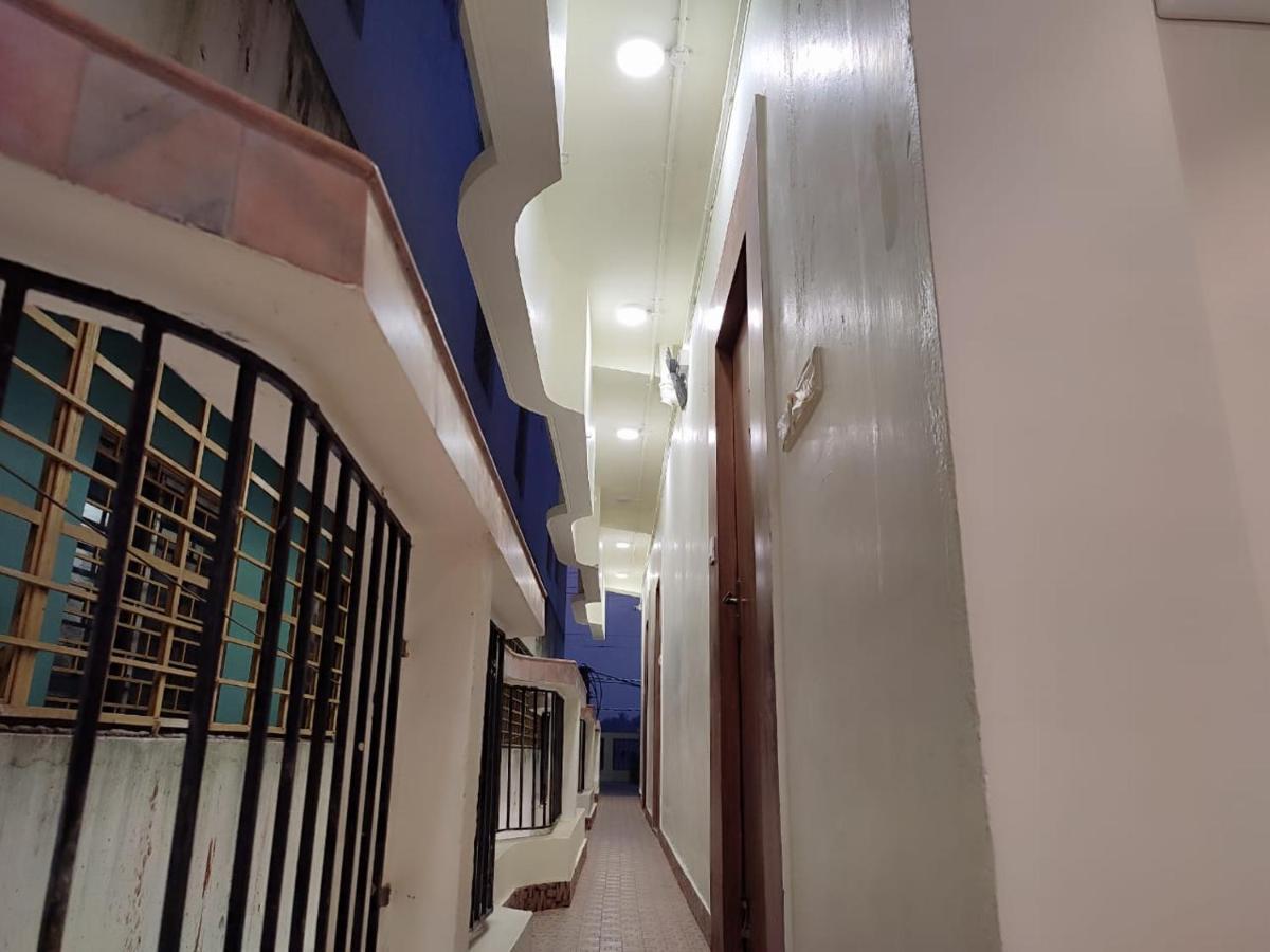Staymaker Hotel Mohan Palace Baharampur المظهر الخارجي الصورة