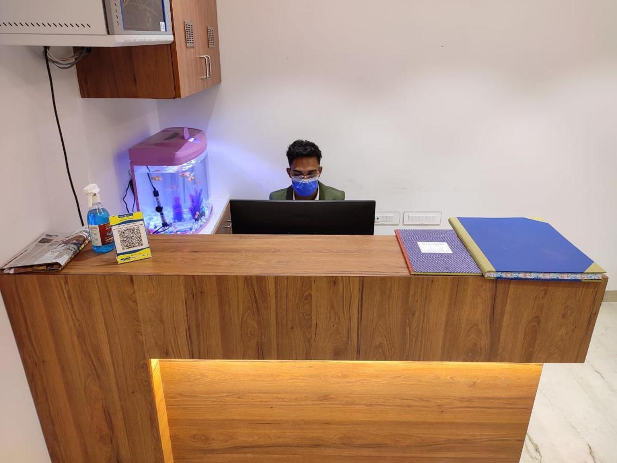 Staymaker Hotel Mohan Palace Baharampur المظهر الخارجي الصورة